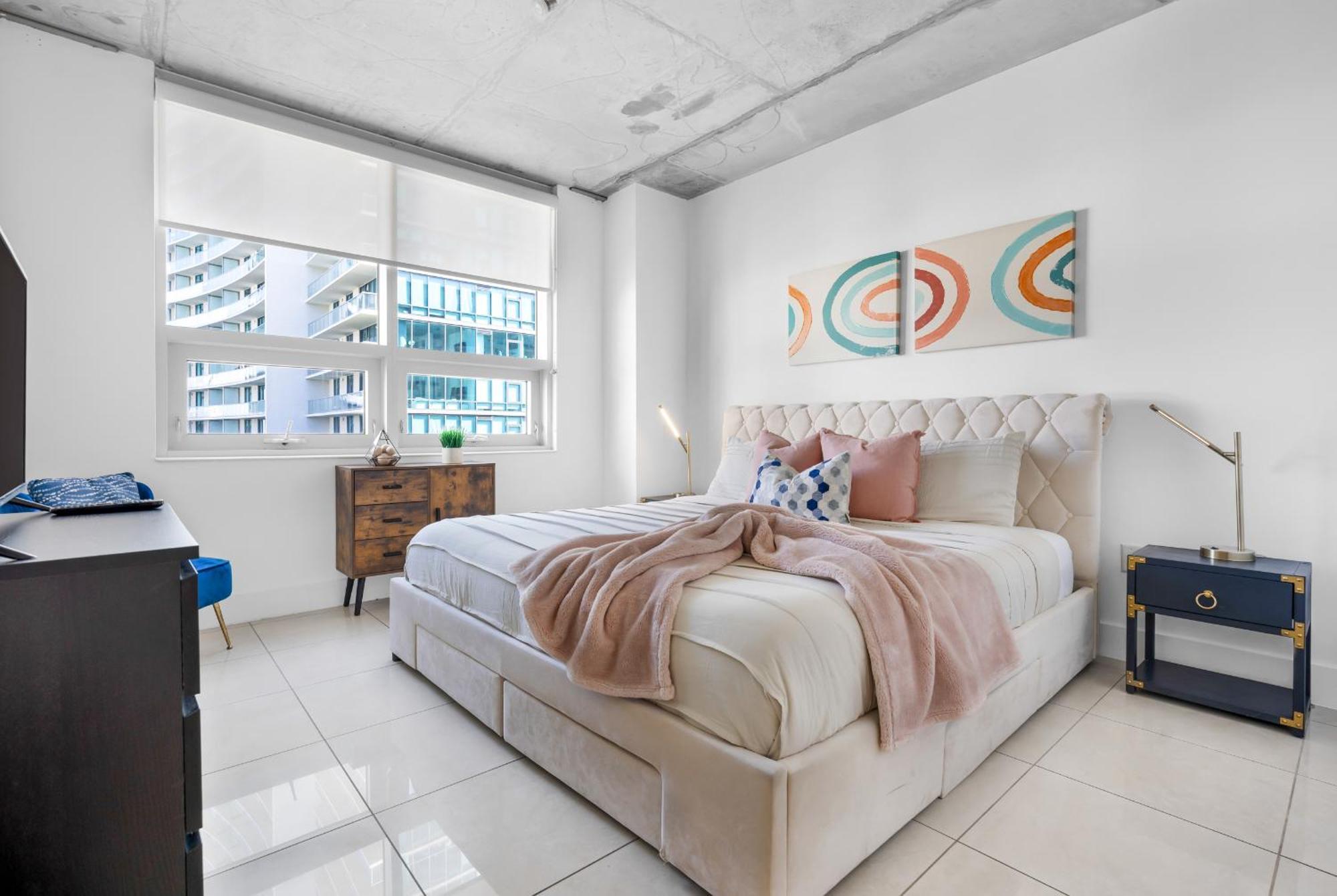 Midblock Midtown 1b W Pool Gym