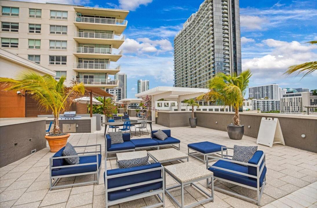 Midblock Midtown 1b W Pool Gym * Miami