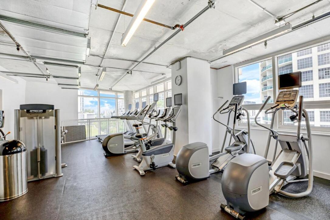 Apartment Midblock Midtown 1b W Pool Gym