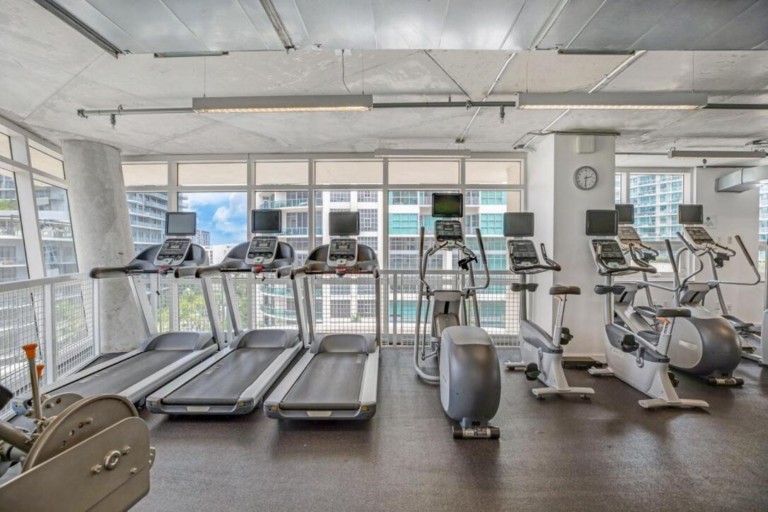 Midblock Midtown 1b W Pool Gym *